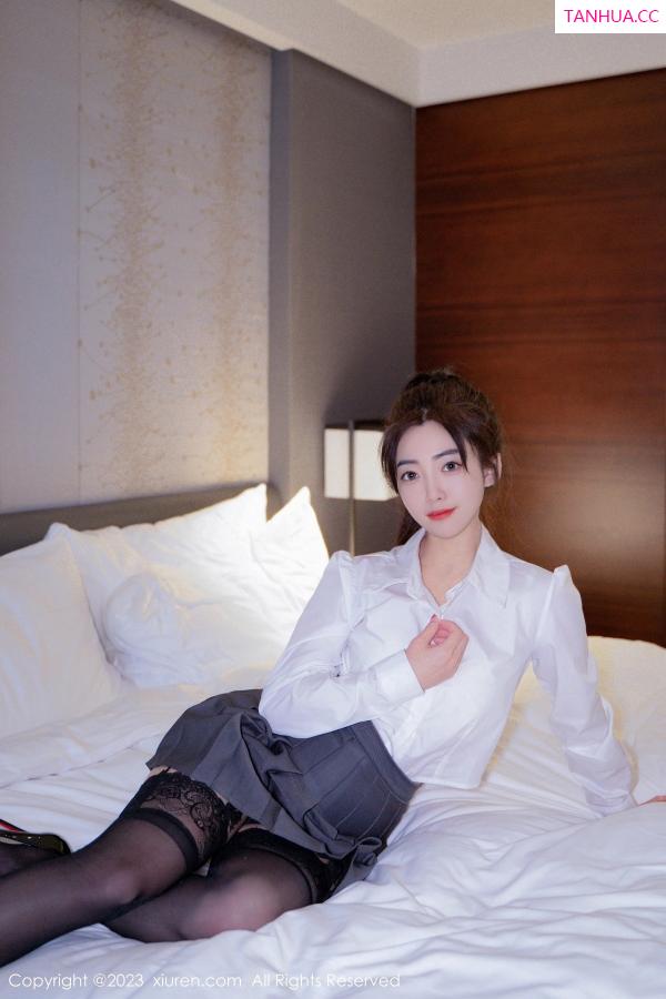   [XiuRen]高清写真图 2023.03.21 No.6444 星子柒kiki 黑丝美腿第12张图片